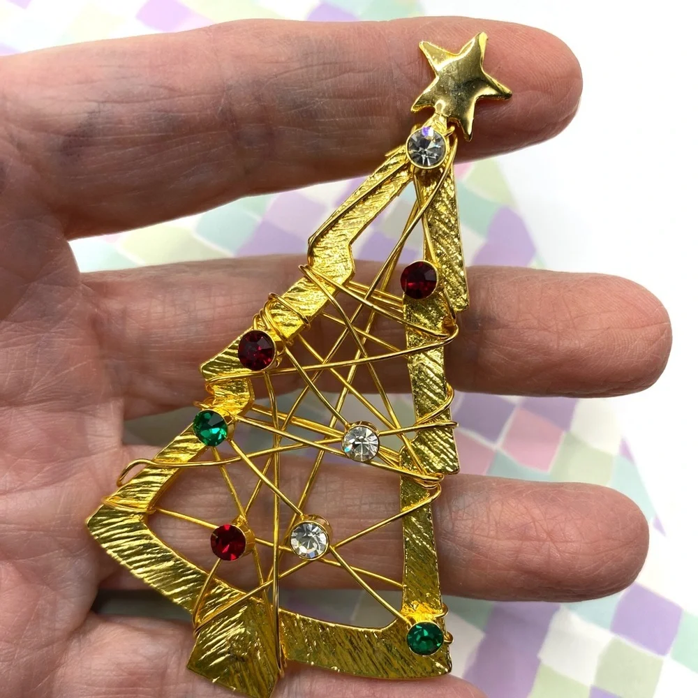 Christmas Tree Brooch Large Goldtone Modern Style With Rhinestones
